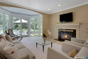 700 Hollow Tree Ridge Rd, Darien, CT 06820 - Photo 12