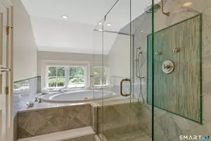 700 Hollow Tree Ridge Rd, Darien, CT 06820 - Photo 24