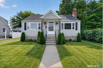 11 Stratfield Place, Bridgeport, CT 06606 - Photo 1