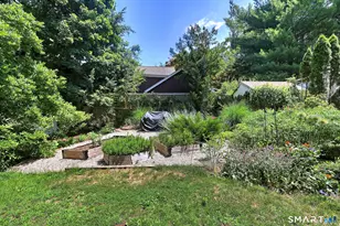 35 Wilkins St, Hamden, CT 06517 - Photo 4