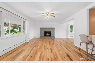 34 Davenport Drive, Stamford, CT 06902 - Photo 2