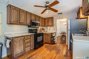 52 Greenhouse Blvd, West Hartford, CT 06110 - Photo 16