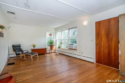 52 Greenhouse Boulevard, West Hartford, CT 06110 - Photo 2