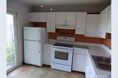 585 Park Road #10-3, Waterbury, CT 06708 - Photo 6