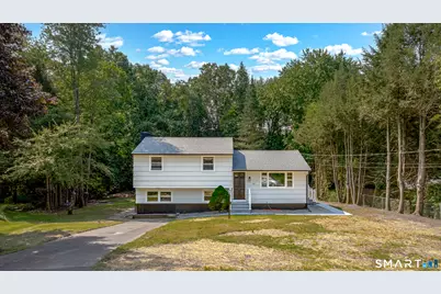 48 Manor Lane, Wolcott, CT 06716 - Photo 2