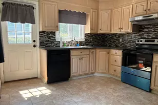 31 Crestview Dr, Colchester, CT 06415 - Photo 4