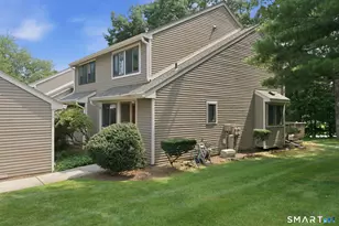16 Pequot Dr, Rocky Hill, CT 06067 - Photo 2