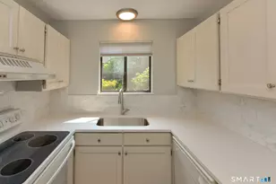65 Heritage Vlg, Southbury, CT 06488 - Photo 6