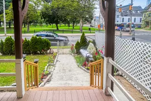 630 Kossuth St, Bridgeport, CT 06608 - Photo 4