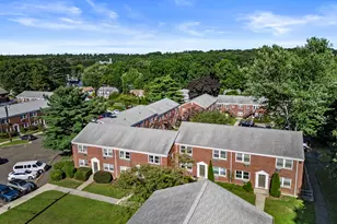 8 Hamilton Ct, Stamford, CT 06902 - Photo 20