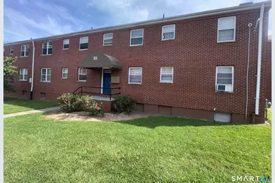 752 New Britain Avenue #Apt 4, Hartford, CT 06106 - Photo 4