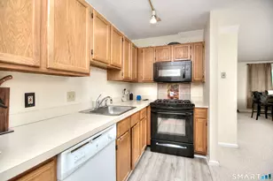 23 Glenrock, Norwalk, CT 06850 - Photo 12