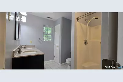 15 Sparrow Court, Montville, CT 06370 - Photo 18