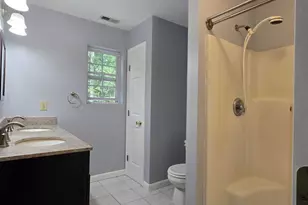 15 Sparrow Ct, Montville, CT 06370 - Photo 18