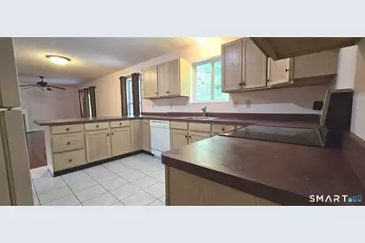 15 Sparrow Court, Montville, CT 06370 - Photo 38