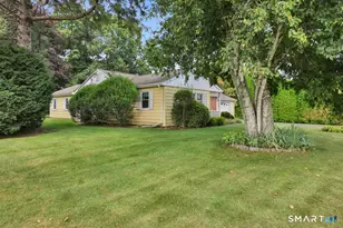 11 Castle View Dr, Chester, CT 06412 - Photo 6