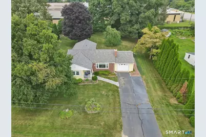 11 Castle View Drive, Chester, CT 06412 - Photo 2