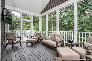 9 Griswold Pl, Simsbury, CT 06070 - Photo 22