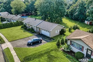 410 W Rutland Rd, Milford, CT 06461 - Photo 4