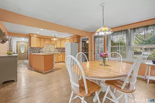 33 Bonnette Ave, Thompson, CT 06277 - Photo 10