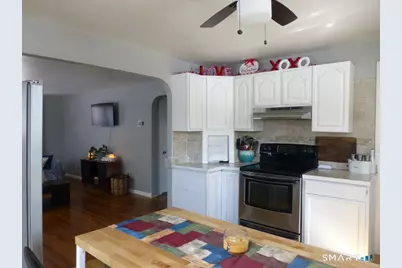 593 Mohegan Avenue Parkway, Waterford, CT 06375 - Photo 6