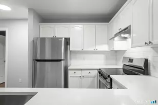 468 Main St, East Lyme, CT 06357 - Photo 10