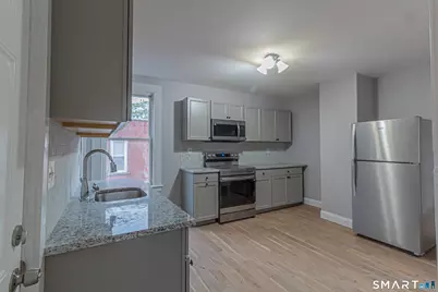 27-29 York Street #2, Hartford, CT 06106 - Photo 2