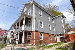 71 Blackhall St, New London, CT 06320 - Photo 22