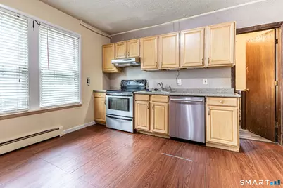 41-43 Dean Street, Hartford, CT 06114 - Photo 20