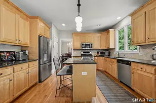 1 Silvermine Rdg, Norwalk, CT 06850 - Photo 6