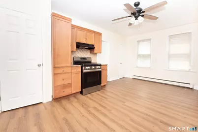 157 Sage Avenue #1st floor left, Bridgeport, CT 06610 - Photo 6