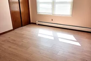 34 Pulaski St, New Britain, CT 06053 - Photo 4