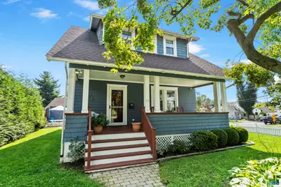 55 Clovelly Road, Stamford, CT 06902 - Photo 1