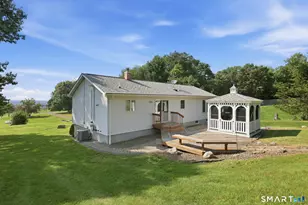 43 Pinnacle Rd, Ellington, CT 06029 - Photo 2