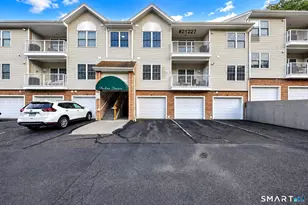 21227 Arganese Place, Trumbull, CT 06611 - Photo 2