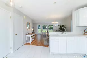 113 Centerbrook Rd, Hamden, CT 06518 - Photo 16