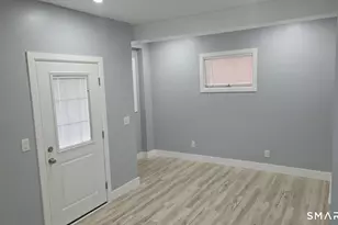 17 Congress Ave, Waterbury, CT 06708 - Photo 6