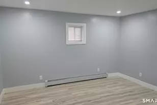 17 Congress Ave, Waterbury, CT 06708 - Photo 10