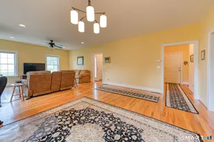 9 Chapman Chase, Windsor Locks, CT 06096 - Photo 18