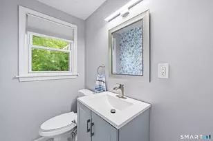 95 East Street S, Suffield, CT 06078 - Photo 10