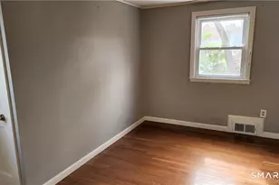 25 Madsen Rd, West Hartford, CT 06110 - Photo 12