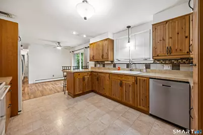 123 Windy Drive, Waterbury, CT 06705 - Photo 4