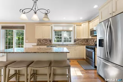 107 Harvest Lane, Milford, CT 06461 - Photo 4