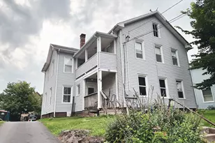 18 S 1st St, Meriden, CT 06451 - Photo 2