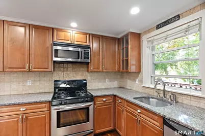 48 Bouton Street East, Stamford, CT 06907 - Photo 10