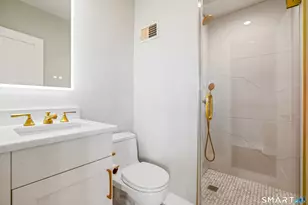 47 Lafayette Pl, Greenwich, CT 06830 - Photo 10