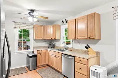 165 Mansion Road, Wallingford, CT 06492 - Photo 10