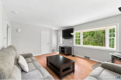 165 Mansion Road, Wallingford, CT 06492 - Photo 6