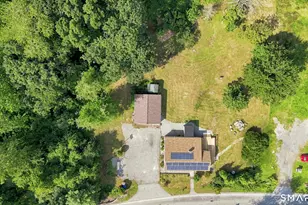 155 Iron St, Ledyard, CT 06339 - Photo 8