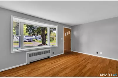 4 Fair Street, Enfield, CT 06082 - Photo 14
